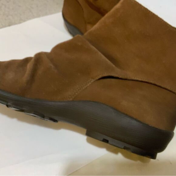 Walking Cradles Women's Brown  suede Size 7.5  N - Picture 4 of 10